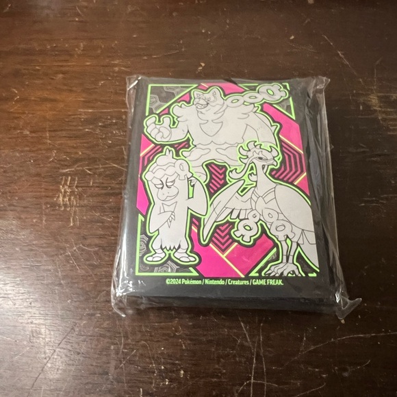 New 65 Pokemon Card Sleeves‎ with Legendary Trio Design - Picture 1 of 3